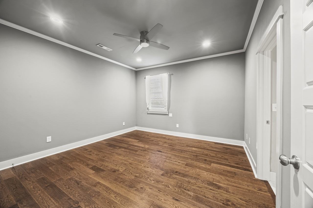 2043 S Florida Way - Photo 2 of 26