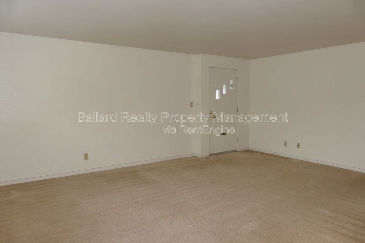 4804 Terrace Dr Ne #4804 - Photo 5 of 14