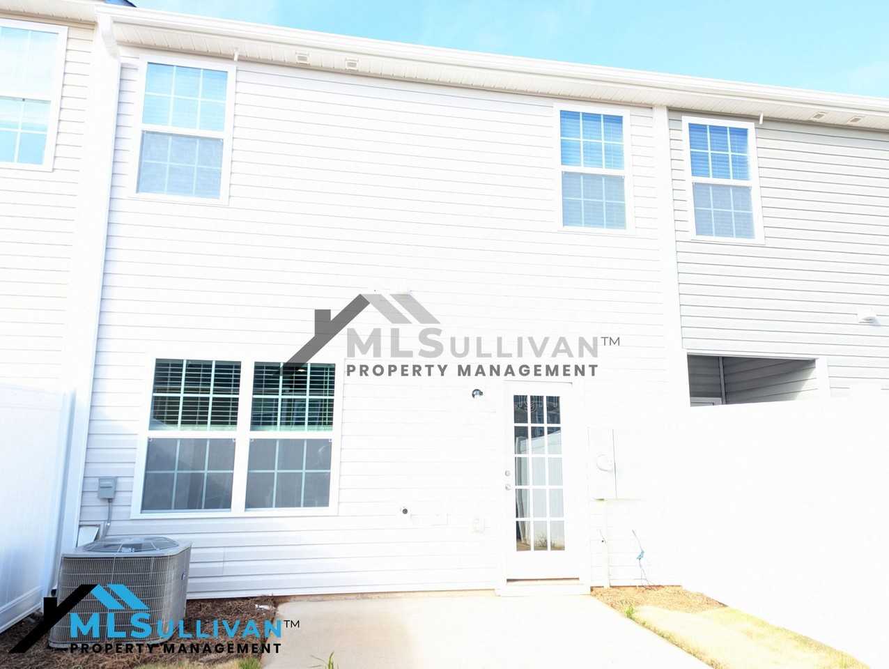 2821 Egert Dr - Photo 6 of 16