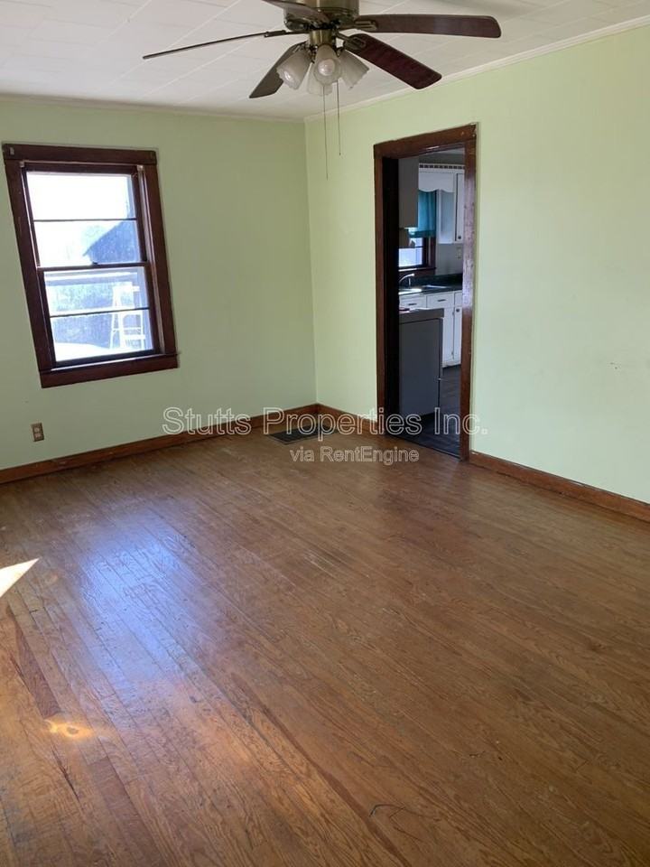 200 County Road 580 - Photo 3 of 8