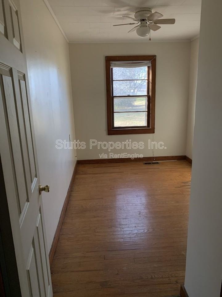 200 County Road 580 - Photo 6 of 8