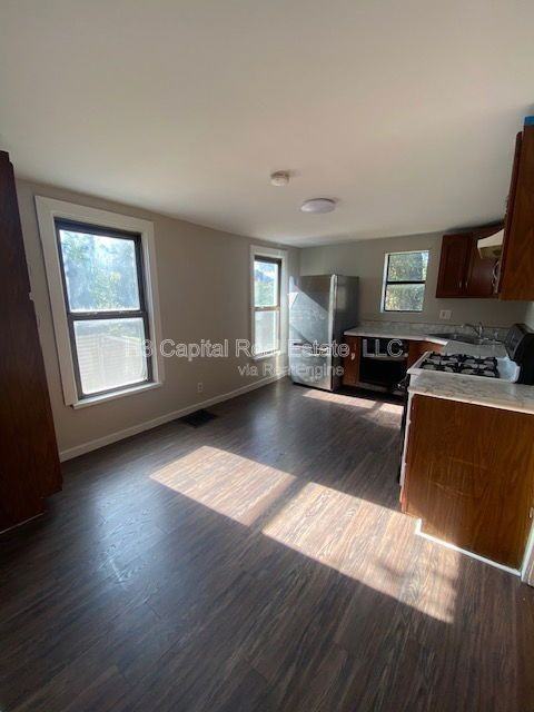 2251 Delmar Ave #B - Photo 6 of 12