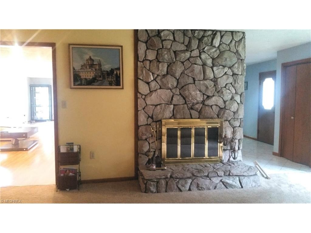 4239 Foskett Rd - Photo 3 of 19
