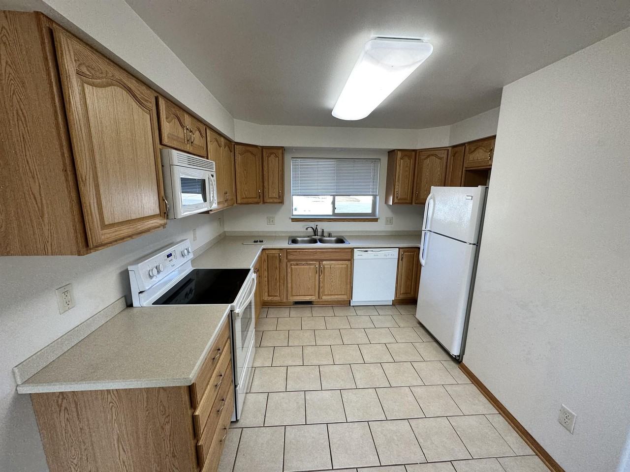 132 Sater St #1 - Photo 2 of 7