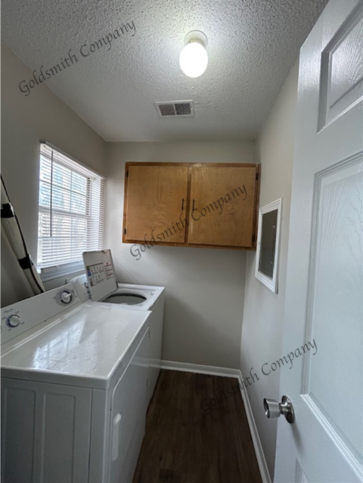 218A Cavalier Dr - Photo 5 of 9