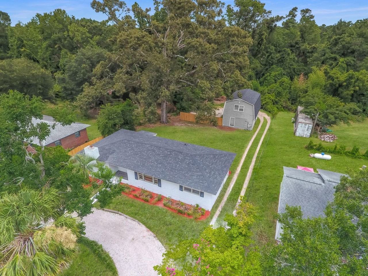 5445 Overbrook Rd - Photo 3 of 38