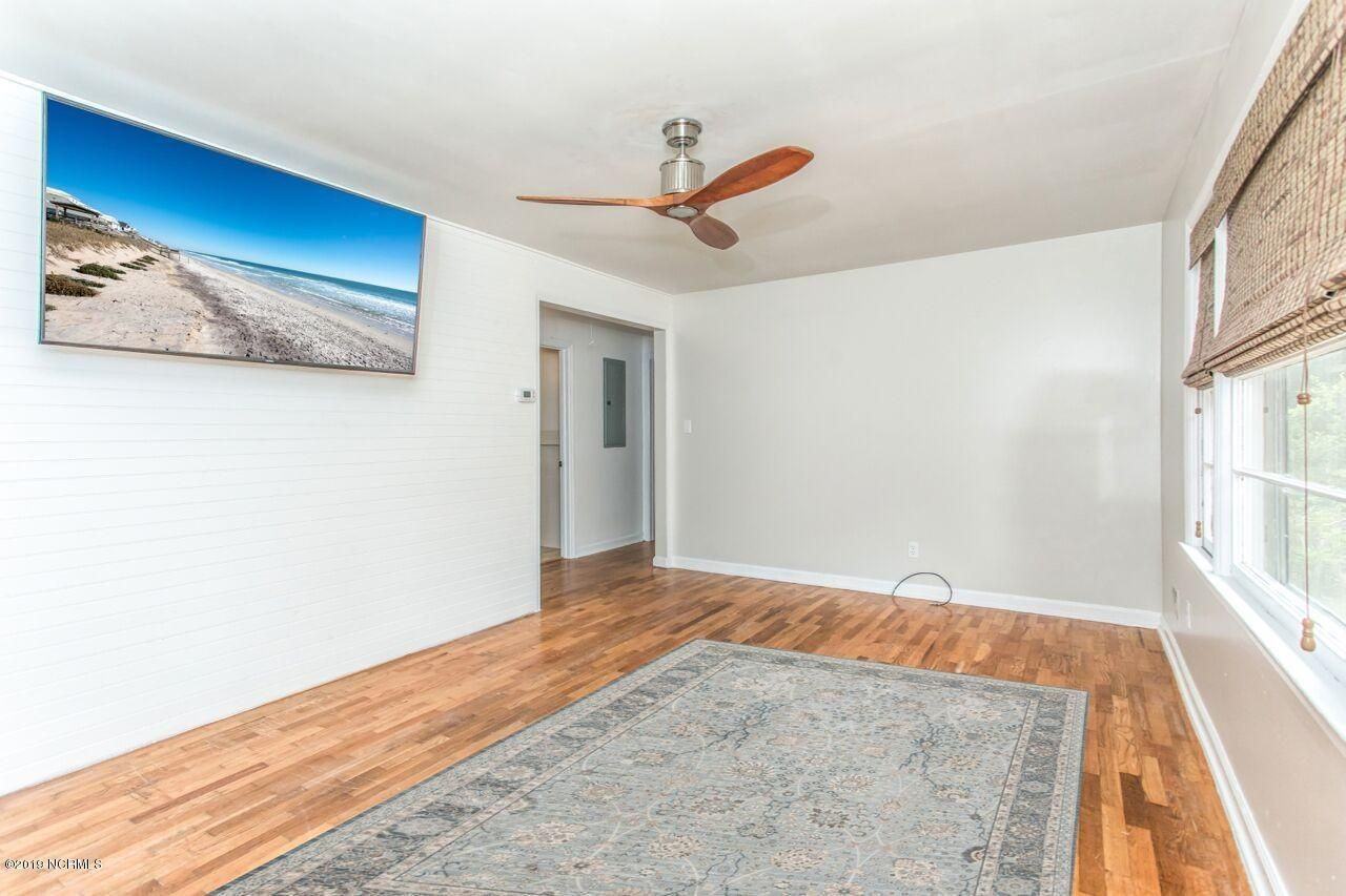 5445 Overbrook Rd - Photo 7 of 38