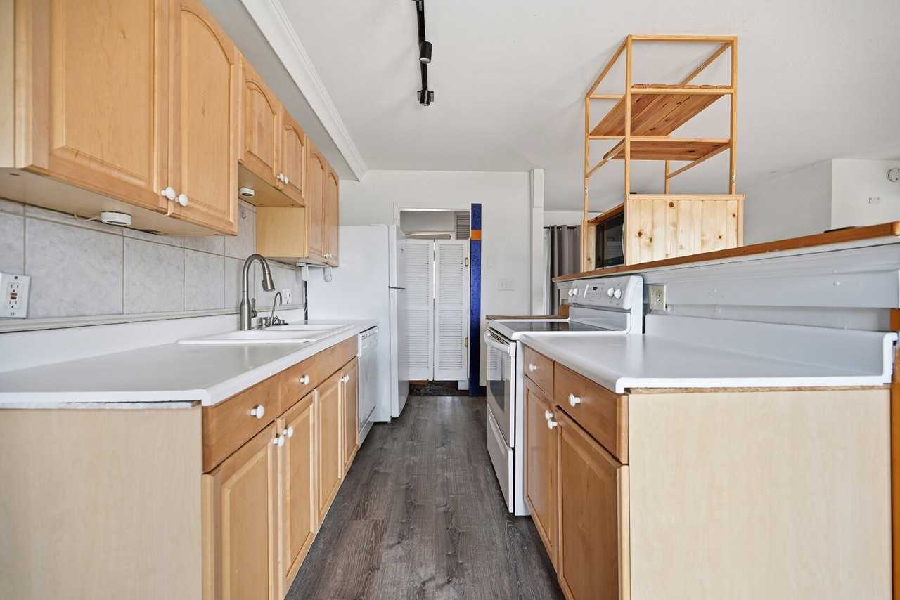 3032 S Flamingo Way - Photo 7 of 43