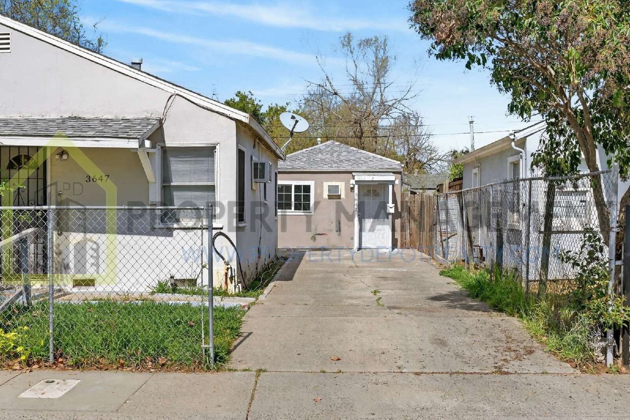 3647 18th Ave Unit B 1/2 - Photo 7 of 29