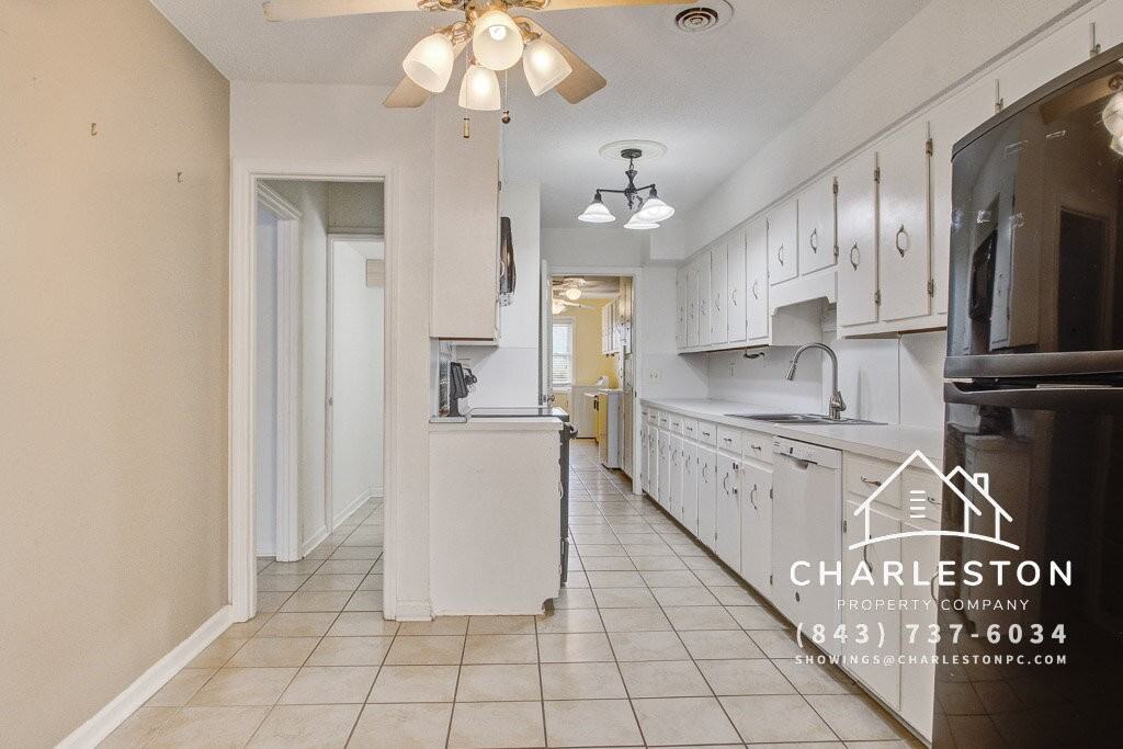 47 Rivers Point Row Unit 3 - Photo 4 of 26