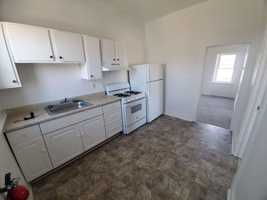 featured image of 41 Carpenter St #2