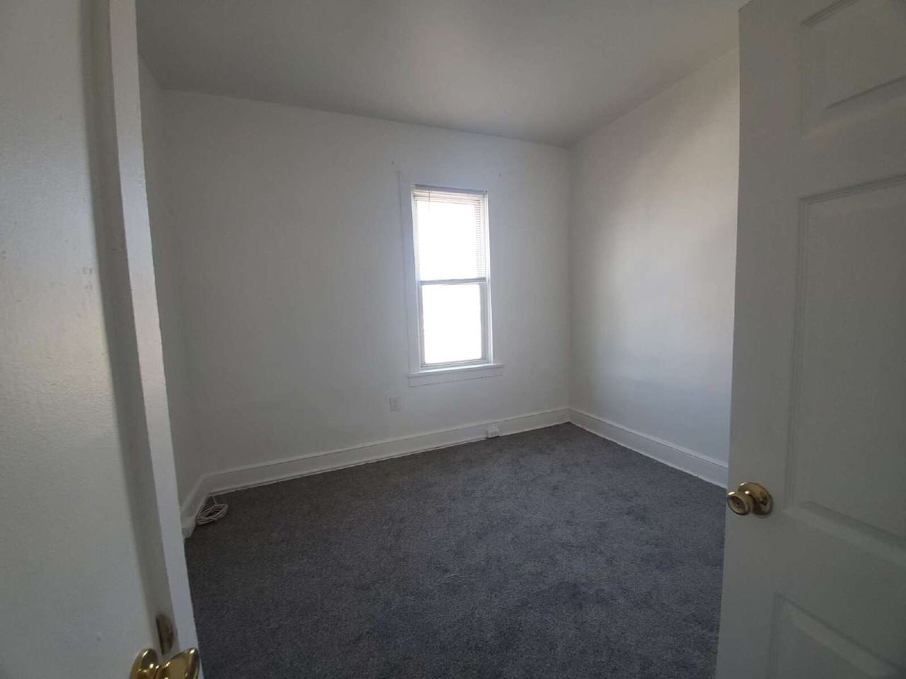 41 Carpenter St #2 - Photo 3 of 12