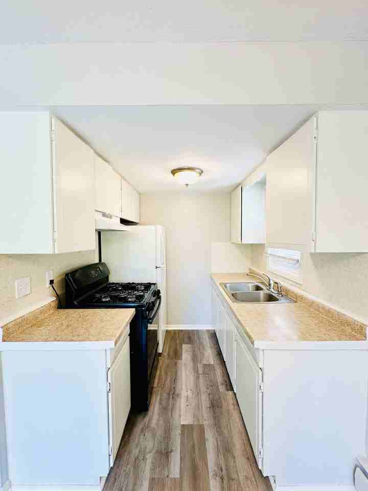 Powderhorn Park Apartments - Photo 3 of 21