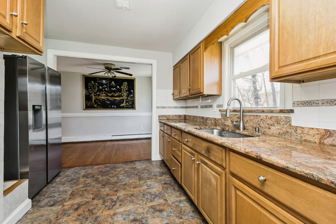 8409 Aubrey Dr - Photo 6 of 25