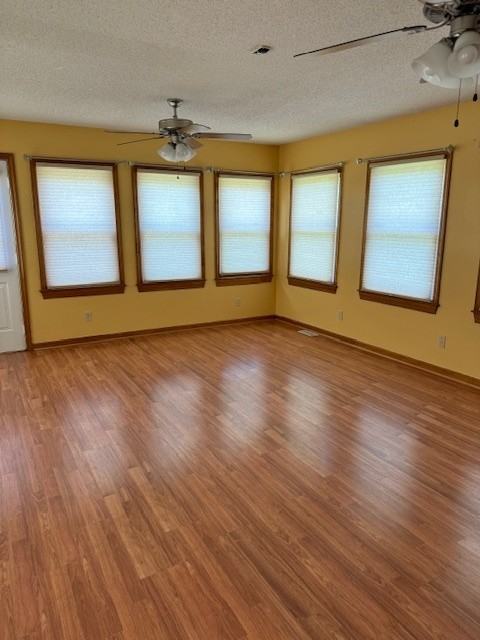 1505A Englewood Rd - Photo 5 of 19