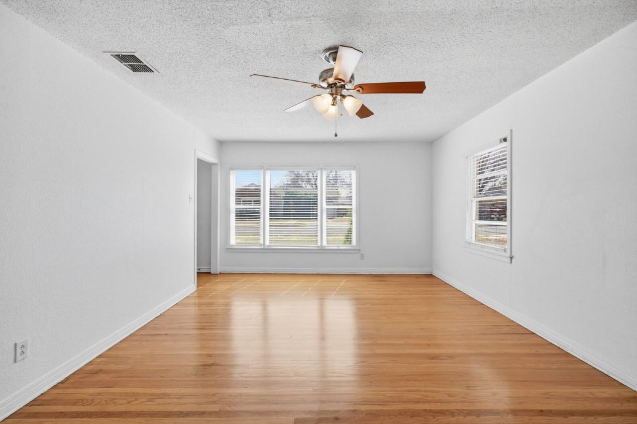 3302 28th St Frnt - Photo 2 of 14