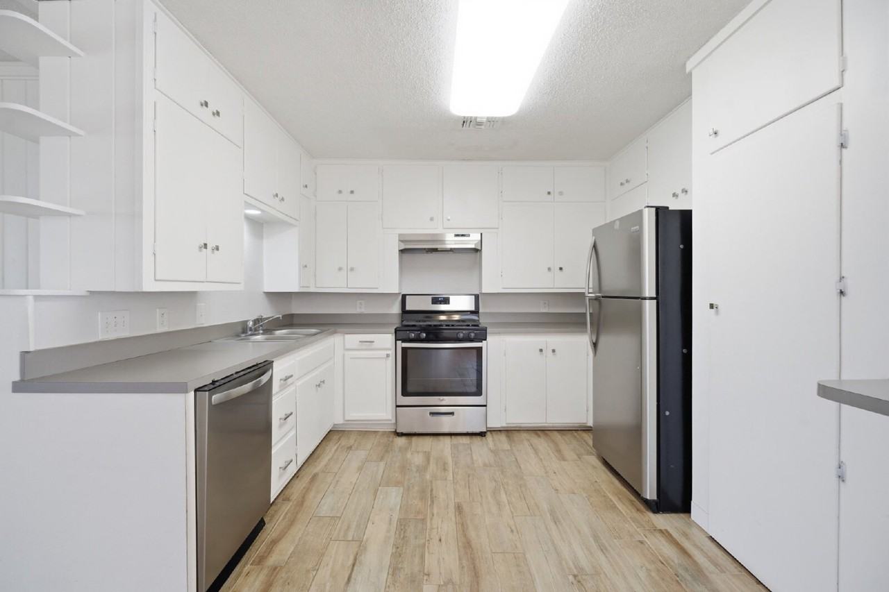 3302 28th St Frnt - Photo 4 of 14