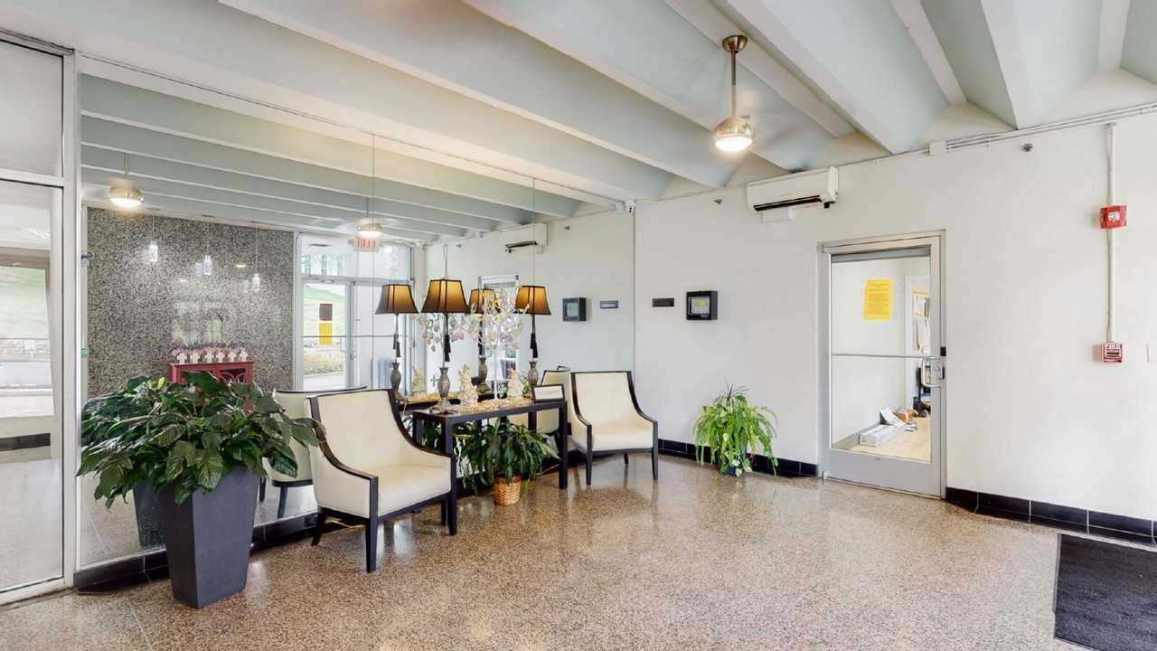 510 Gay St #915 - Photo 3 of 22