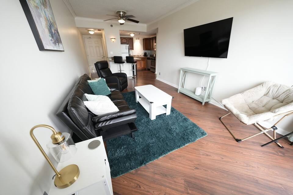 510 Gay St #915 - Photo 5 of 22