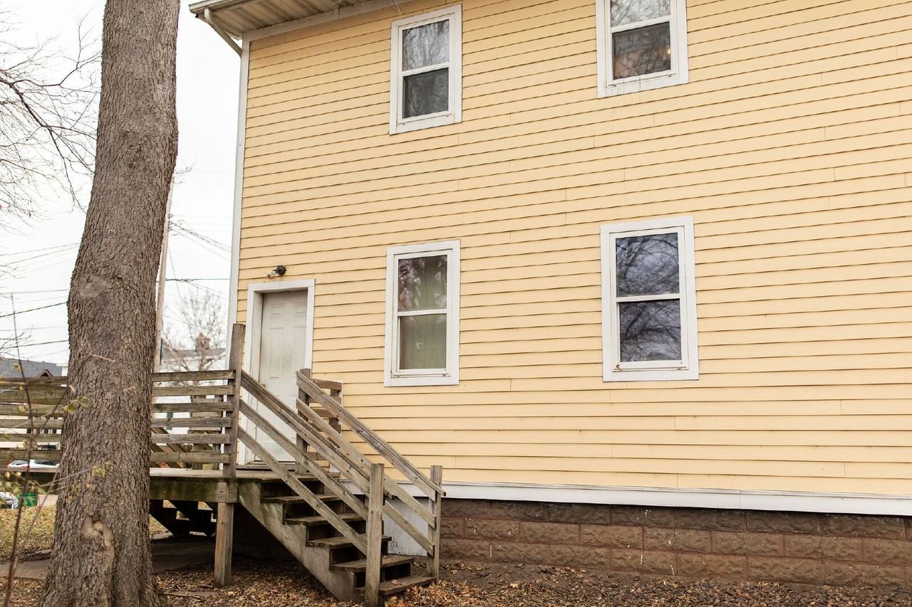 410 1/2 5th Ave - Photo 2 of 18