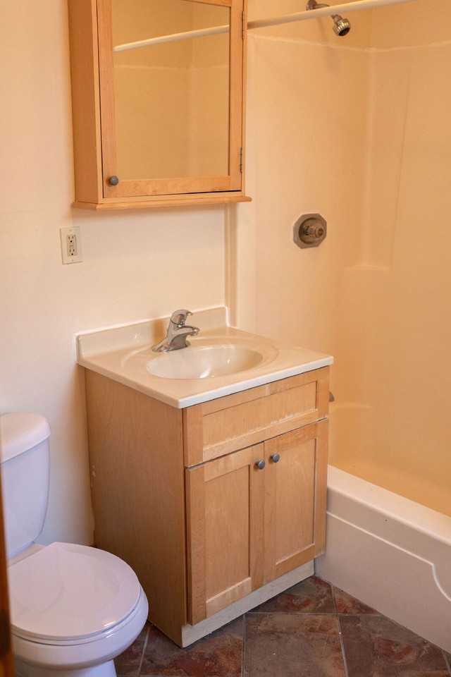 410 1/2 5th Ave - Photo 7 of 18