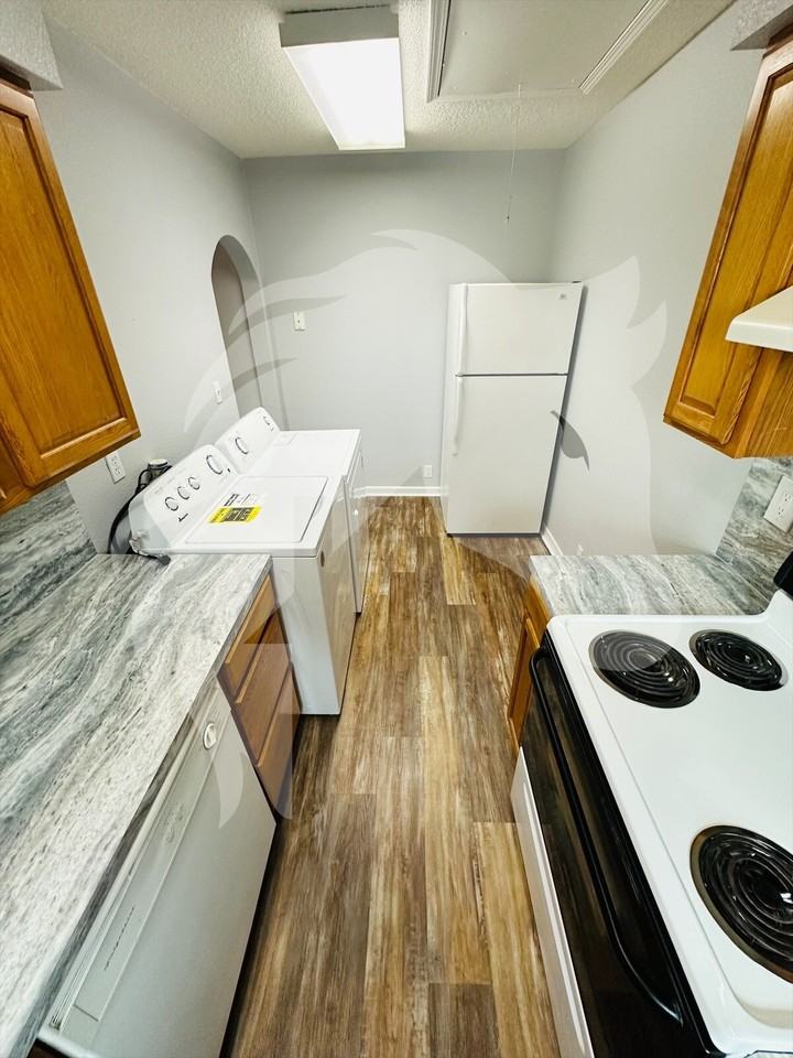 1623 Main St - Photo 6 of 16