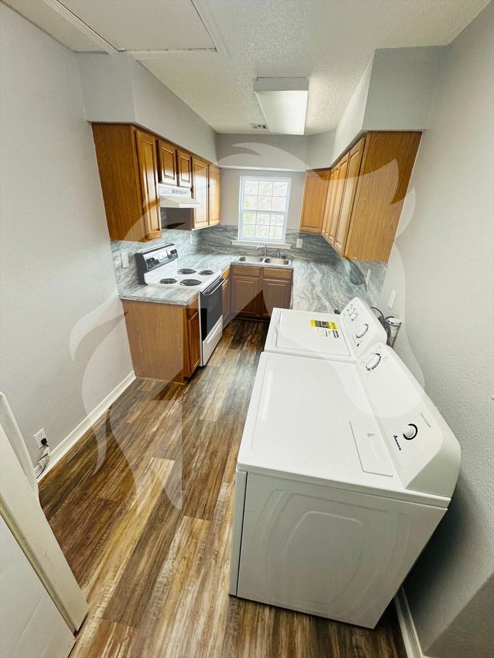 1623 Main St - Photo 7 of 16