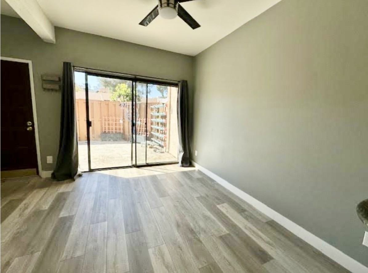 5353 Aztec Dr #4 - Photo 6 of 39