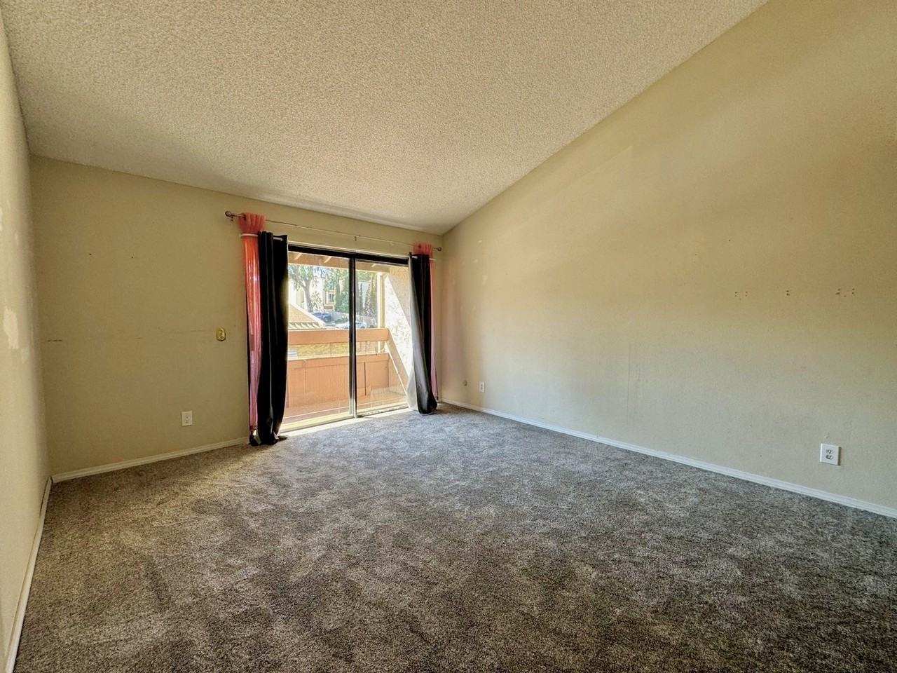 5353 Aztec Dr #4 - Photo 5 of 39