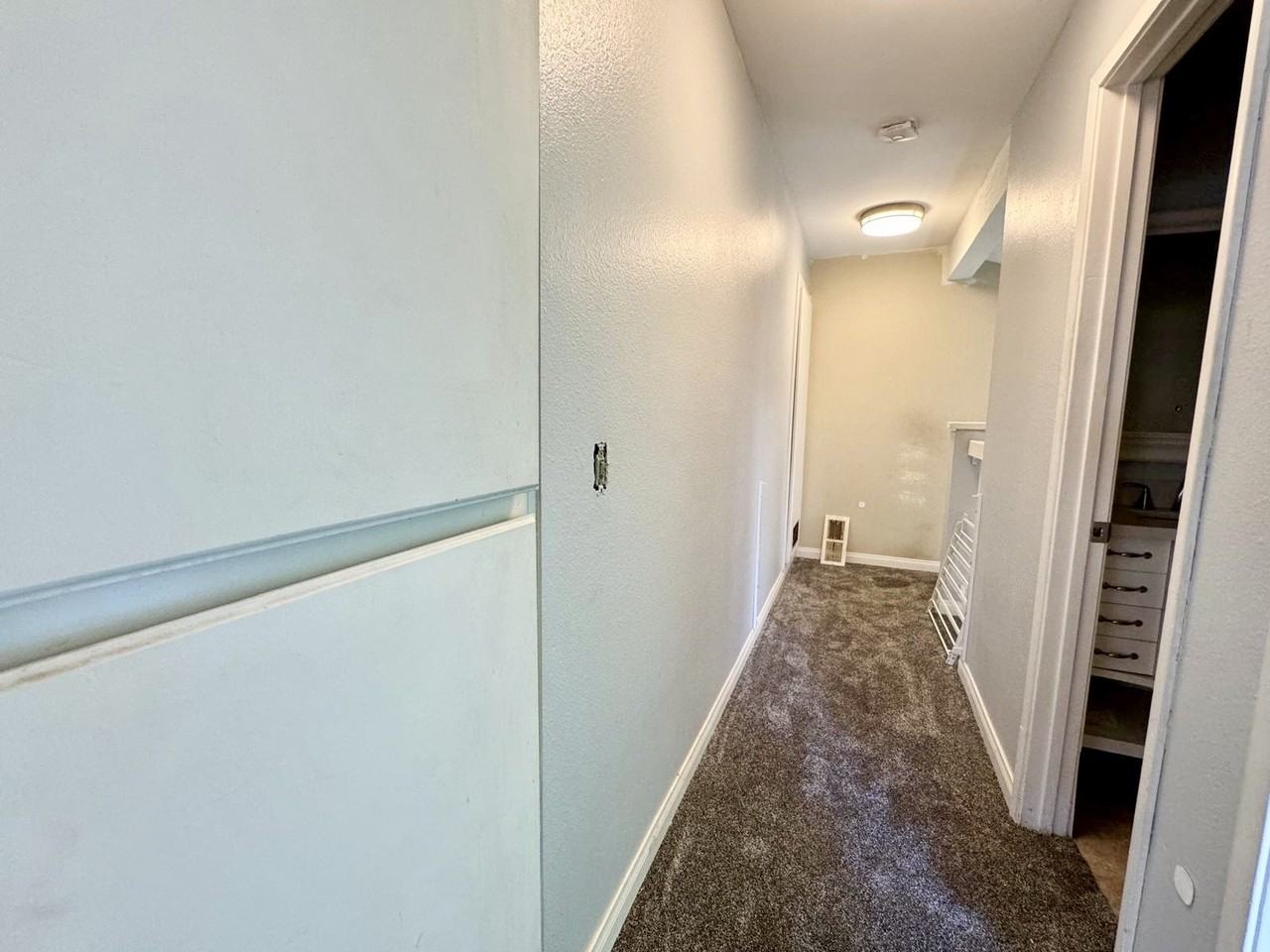 5353 Aztec Dr #4 - Photo 4 of 39