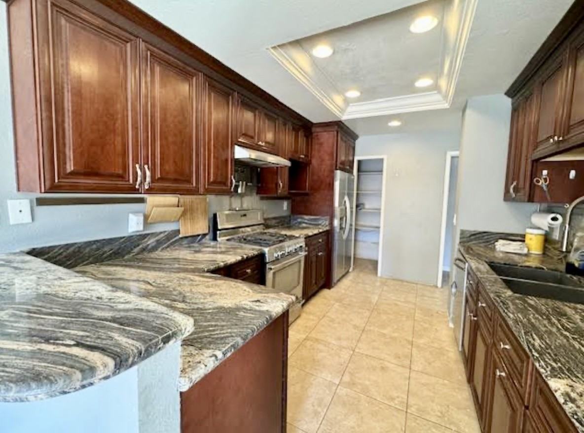 5353 Aztec Dr #4 - Photo 5 of 39