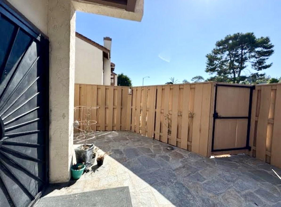 5353 Aztec Dr #4 - Photo 6 of 39