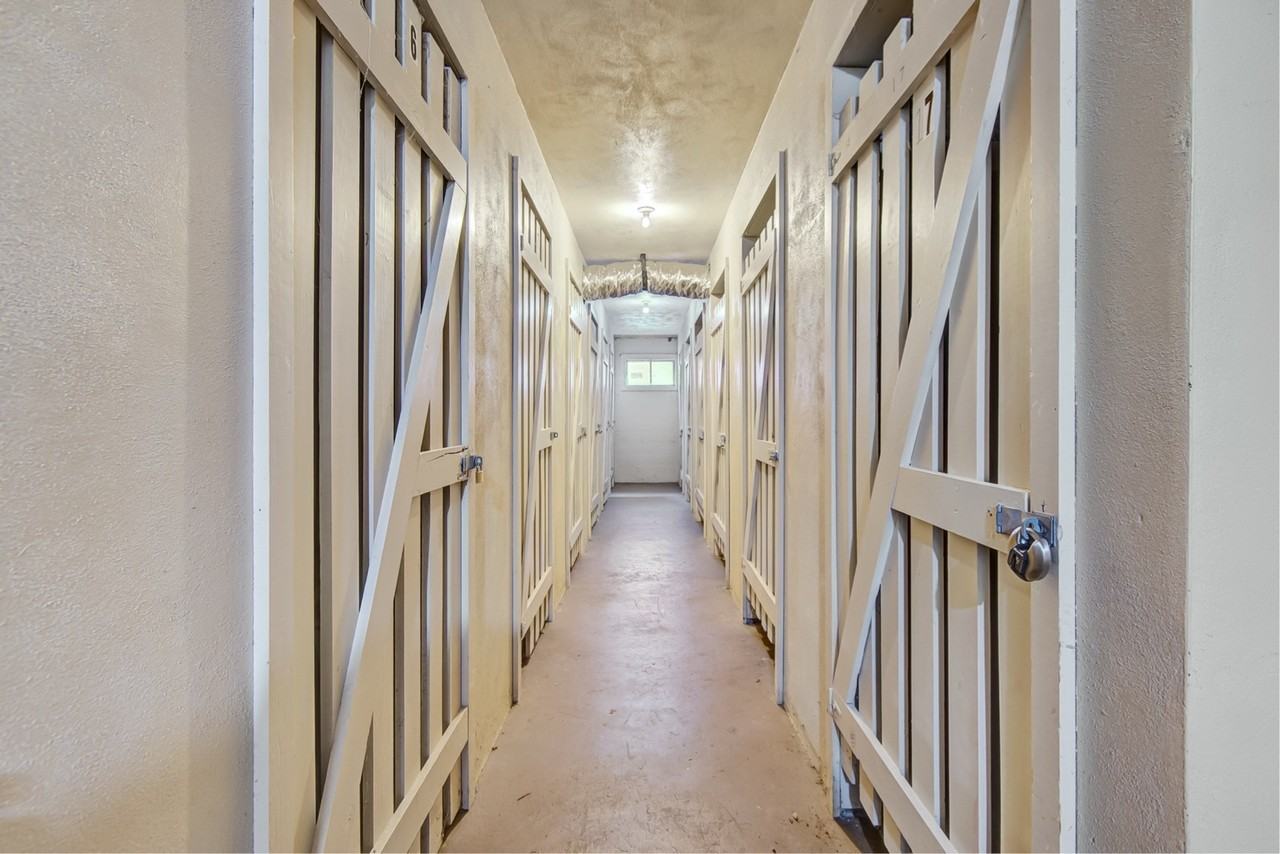 1311 S Jackson Ave #2 - Photo 7 of 19