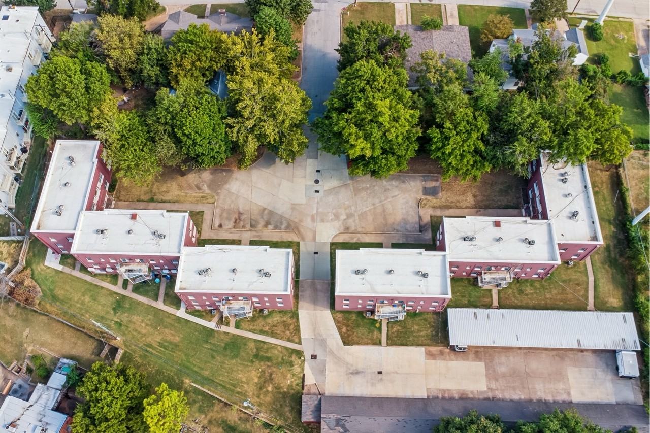 1311 S Jackson Ave #2 - Photo 6 of 19