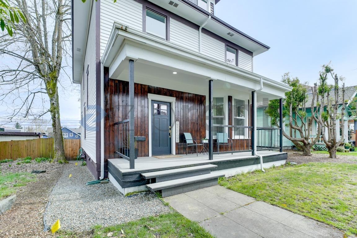 907 S Ainsworth Ave #A - Photo 2 of 26