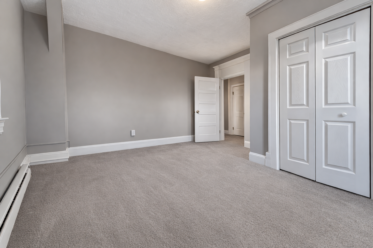 1309 Linden Ave - Photo 7 of 12