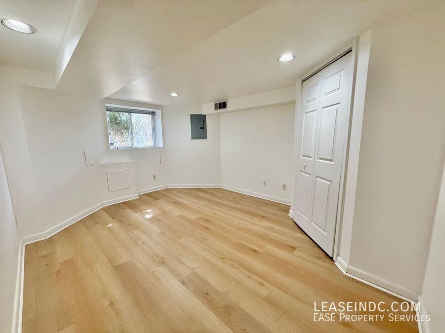 29 T St Nw #B - Photo 7 of 14