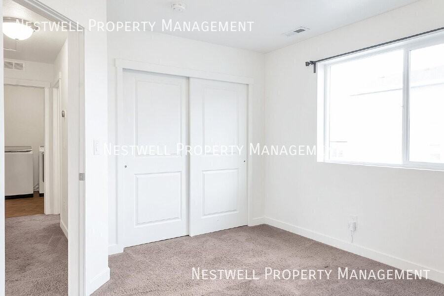 425 S 680 E - Photo 7 of 19