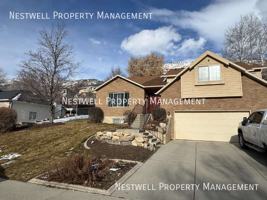 featured image of 1715 Cherokee Dr