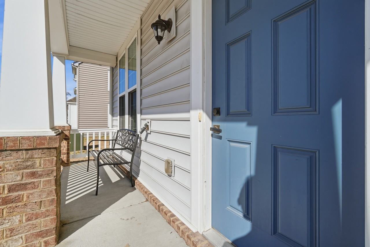 266 Foxglove Dr #1 - Photo 3 of 37