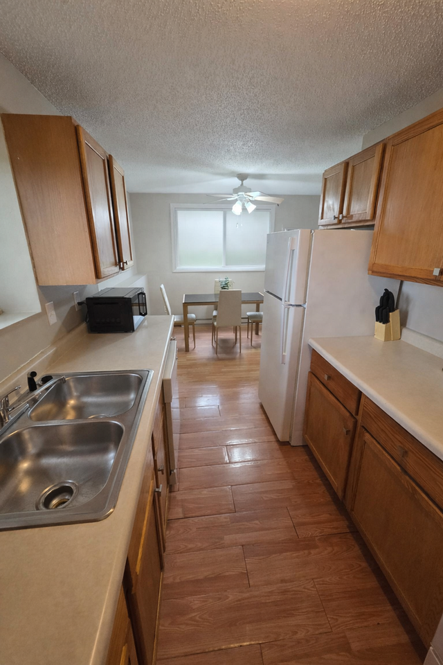 Twin Lakes Apartments - Photo 5 of 20