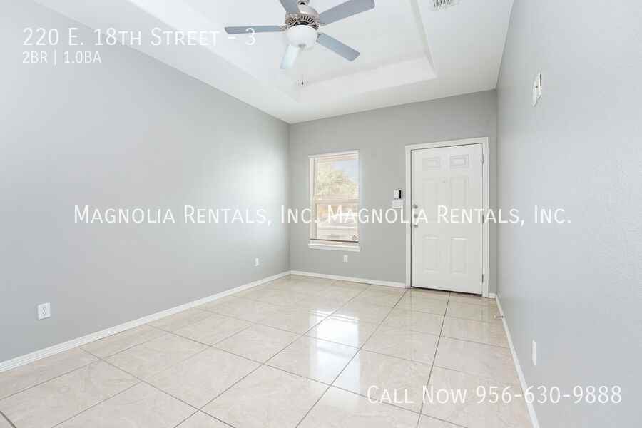 220 E 18th St #3 - Photo 5 of 11