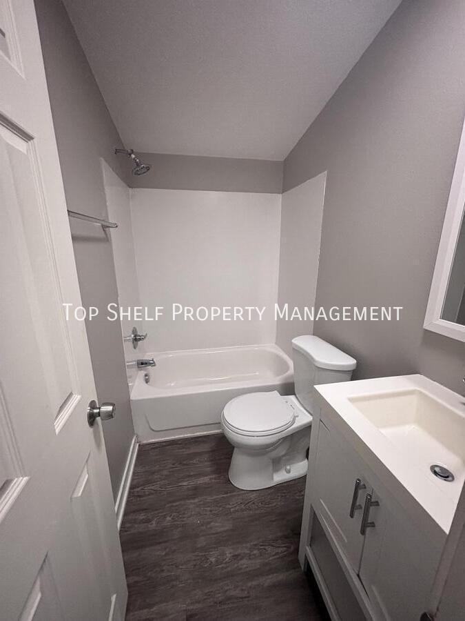 510 S 4th St - Photo 7 of 10