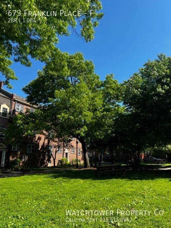 673 Franklin Pl #F - Photo 7 of 36