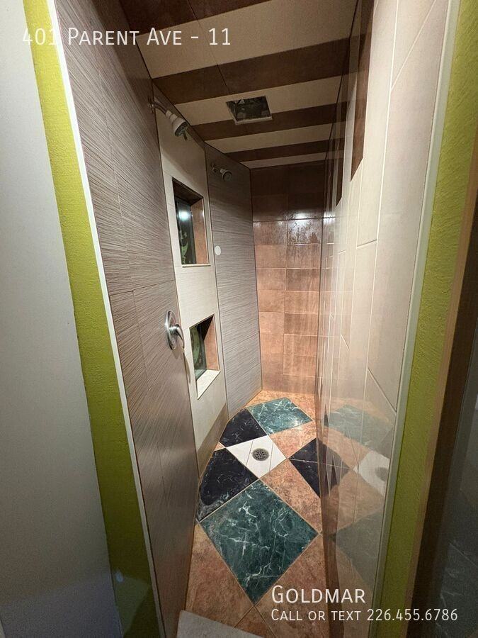 401 Parent Ave #11 - Photo 4 of 9