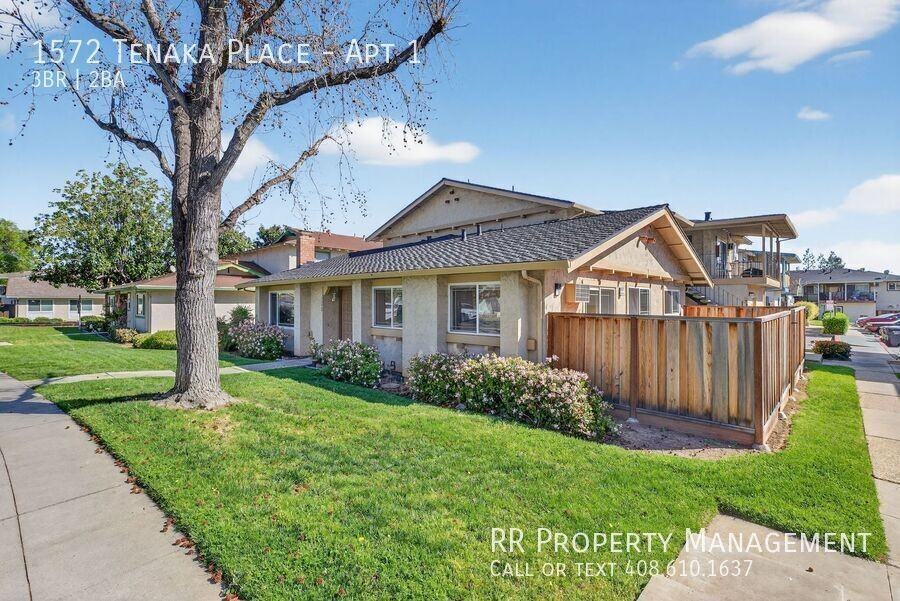 1572 Tenaka Pl #1 - Photo 3 of 36