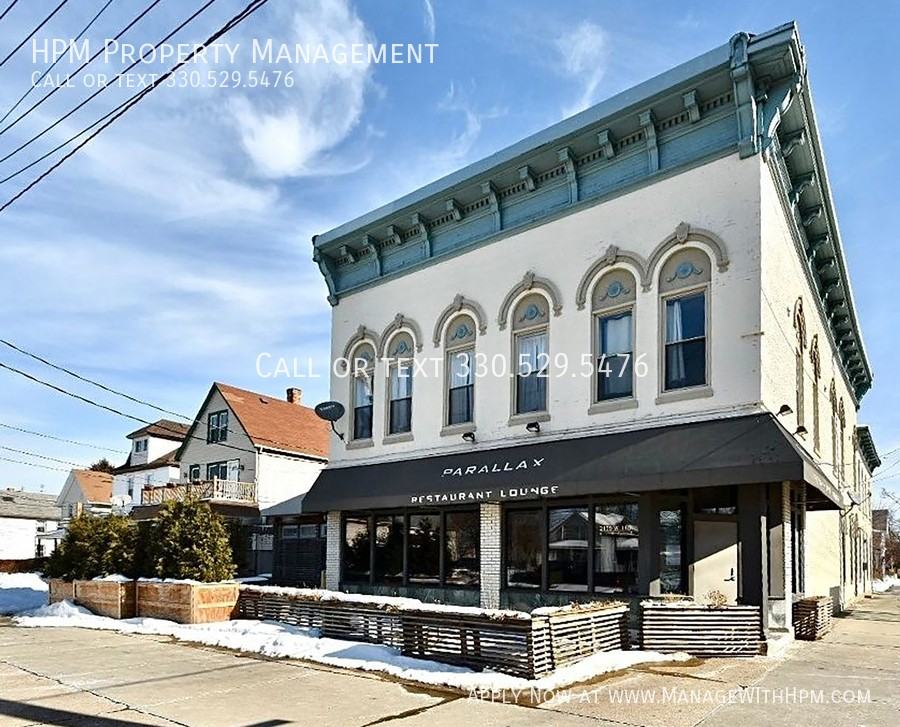 2179 W 11th St #2 - Photo 3 of 10