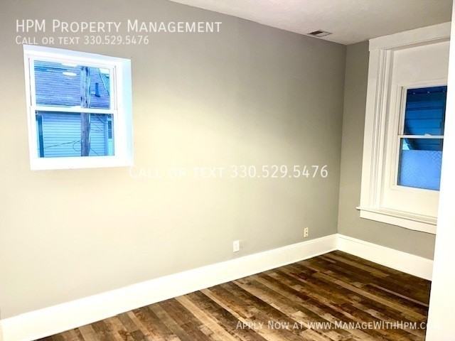 2179 W 11th St #2 - Photo 5 of 10