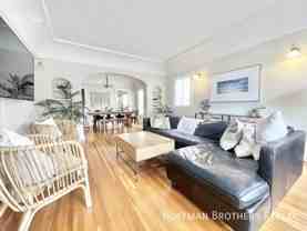 606 N Spaulding Ave - Photo 1 of 1