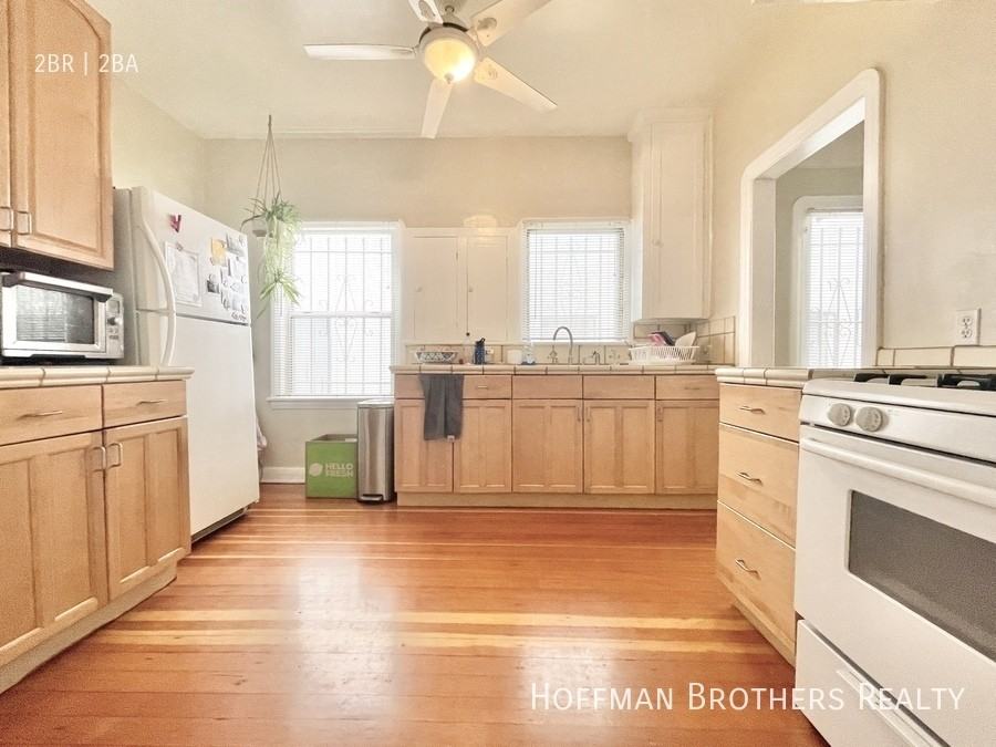 606 N Spaulding Ave - Photo 6 of 14